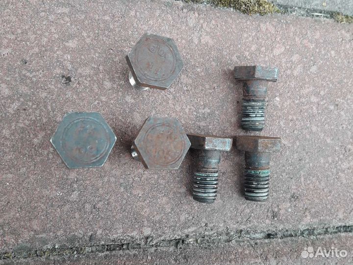 Болты маховика Citroen C4 B7 1.6 116лс