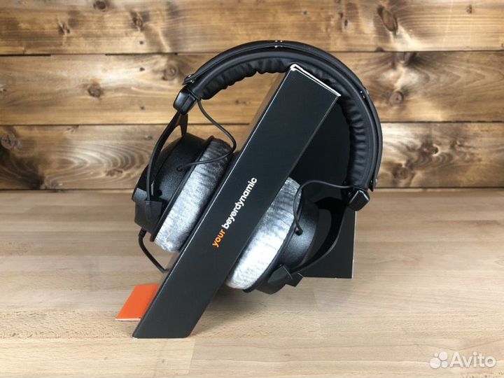 Beyerdynamic DT 770 Pro 250 Ohm в Наличии