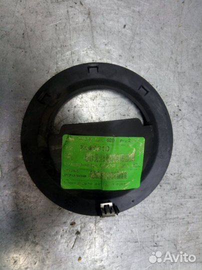 Накладка ручки внутренней задняя левая Dodge Nitro