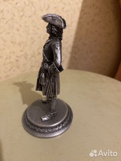 Фигурка Петр 1