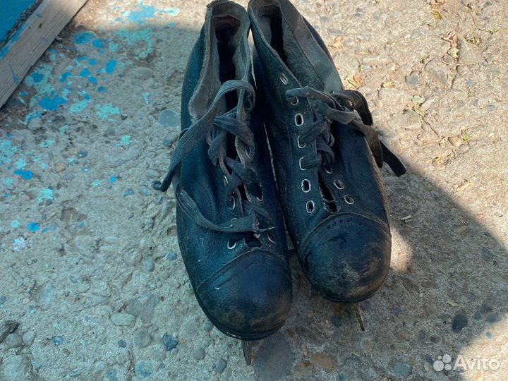 Коньки ретро