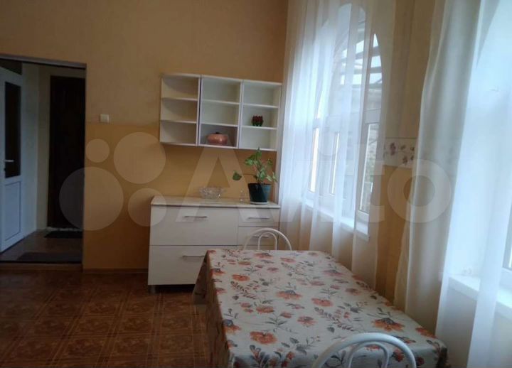 1-к. квартира, 40 м², 2/2 эт.