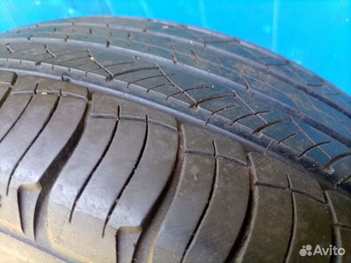 Michelin Latitude Tour HP 215/70 R16 100H