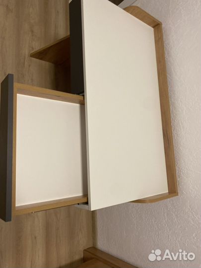 Письменный стол белый новый