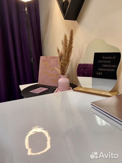 Картина с вышивкой на ткани