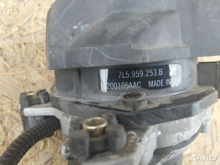 Porsche Cayenne Насос воздушный вспомогательный