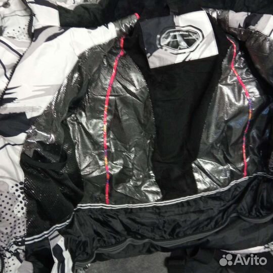 Горнолыжный костюм женский 40 42