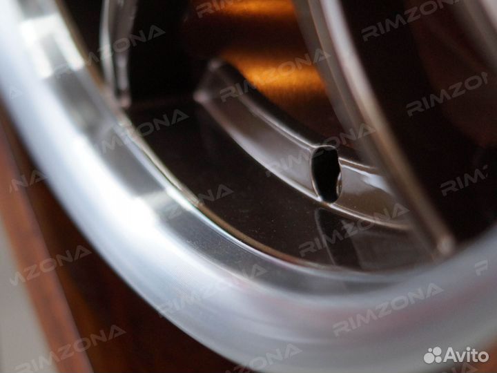 Литые диски work R17 на Volkswagen. Арт497