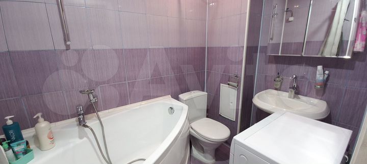 3-к. квартира, 53 м², 1/9 эт.