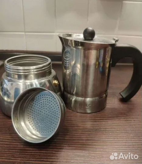 Гейзерная кофеварка