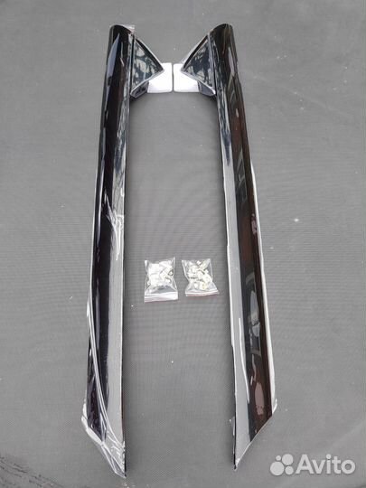 Форд Эксплорер. Молдинги лобового стекла R, L