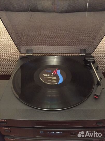 Музыкальный центр Sony HCD-D109