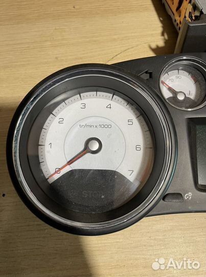 Приборная панель пежо 308