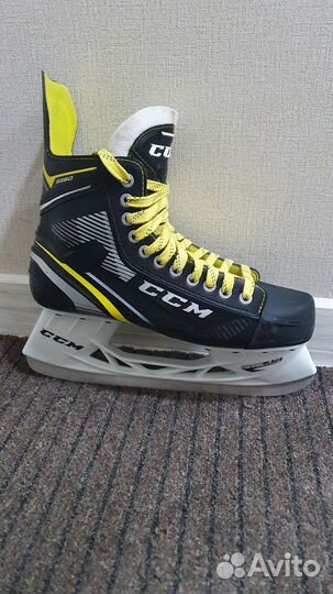 Хоккейные коньки CCM Super Tacks 9360