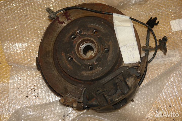 Mercedes ML W163 кулак передний левый и правый