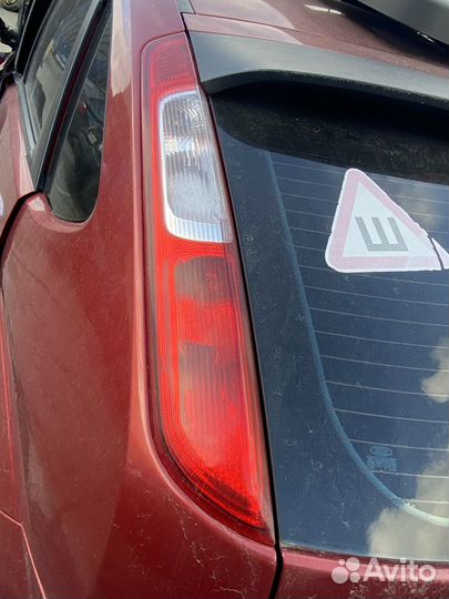 Фонарь задний левый Ford Focus 2