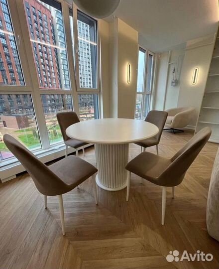 Стол обеденный круглый