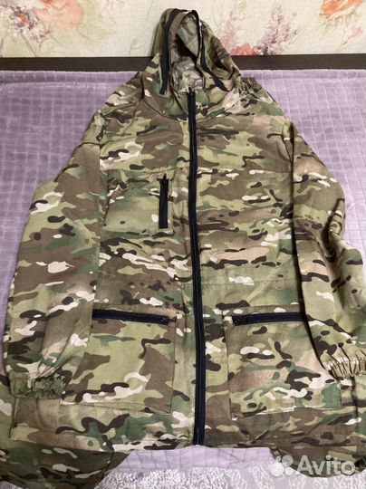 Камуфляжный костюм