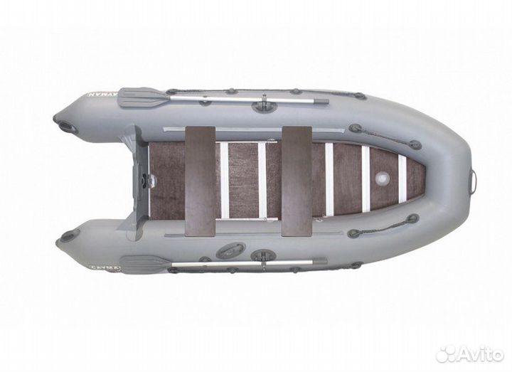 Мотор и лодка