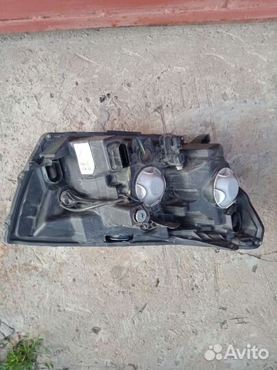 Левая фара LADA веста