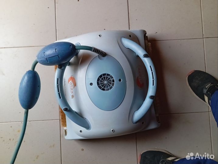 Робот пылесос для бассейна