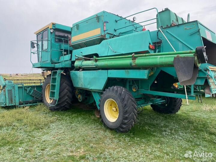 Комбайн Ростсельмаш Дон 1500А, 1998