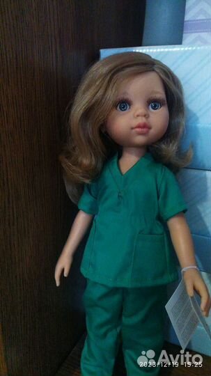 Кукла paola reina 32см врач
