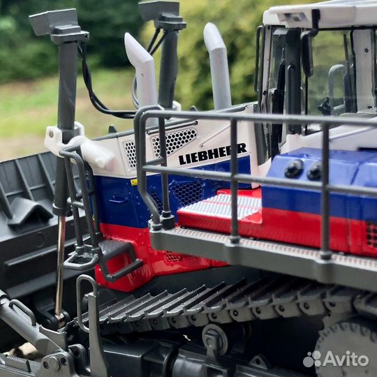 1/50 бульдозер Liebherr 776 трактор 1:50 редкий