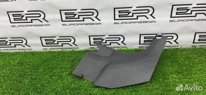 Обшивка стойки нижняя передняя Hyundai Santa Fe 4