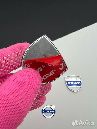 Эмблема 2 шт герб надпись Volvo шильдик Вольво