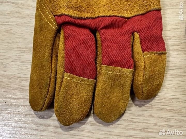 Перчатки 