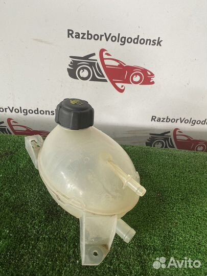 Расширительный бачок Renault Duster