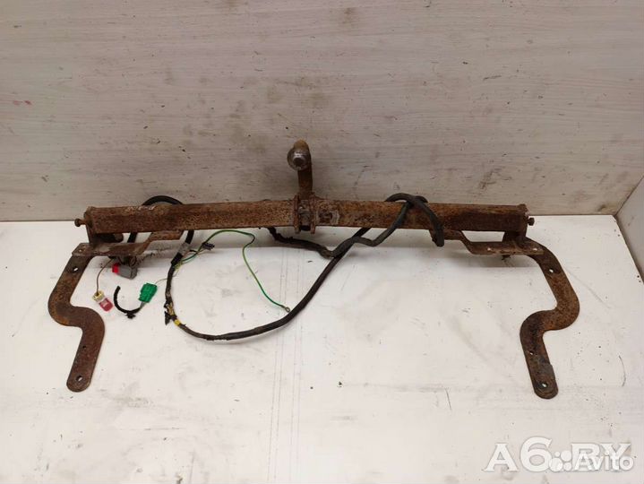 Фаркоп Peugeot 308 1 0.0 0