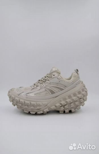 Кроссовки Balenciaga Defender 