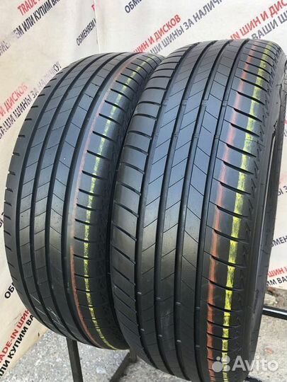 Bridgestone Turanza T005 215/60 R17