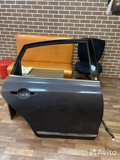 Двери на nissan teana