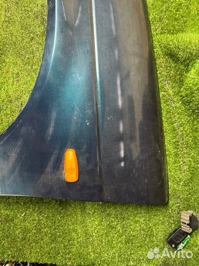 Крыло переднее левое Лада Приора 21126