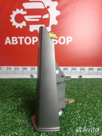 Накладка торпедо - Toyota Rav4 40