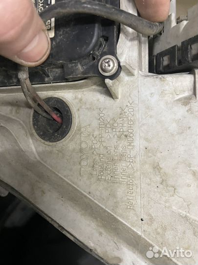 Фара левая toyota camry 40