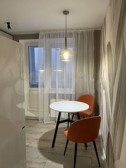 2-к. квартира, 46 м², 2/4 эт.