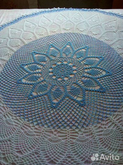 Скатерть круглая вязаная