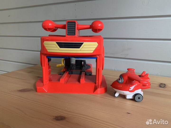 Супер крылья гараж Джета