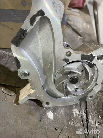 Помпа форд фокус 1