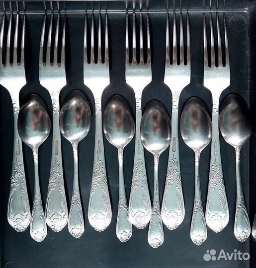 Вилки столовые,ложки чайные зiш