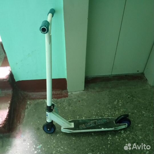 Самокат трюковой Black Aqua