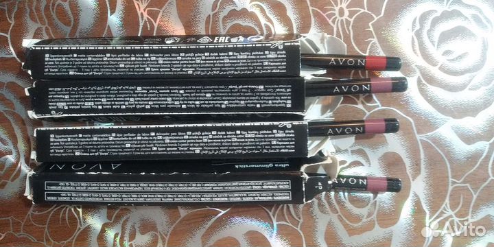 Палитра теней и карандаши