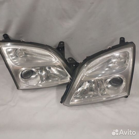 Фары Opel Vectra C Комплект.Левый руль