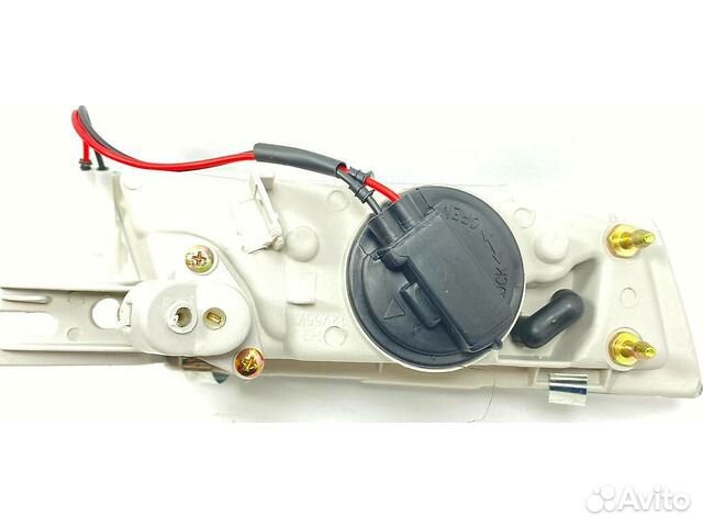 Фара противотуманная левая Ipsum Picnic