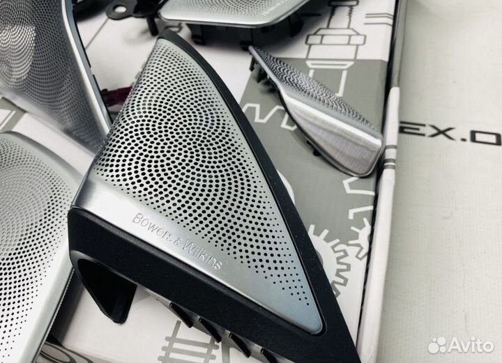 Накладки на динамики Bowers Wilkins BMW G30