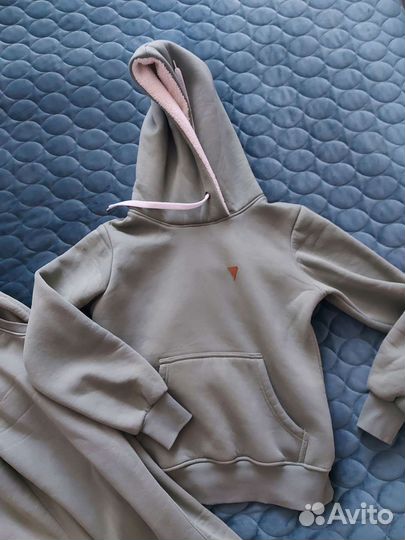 Спортивный костюм женский